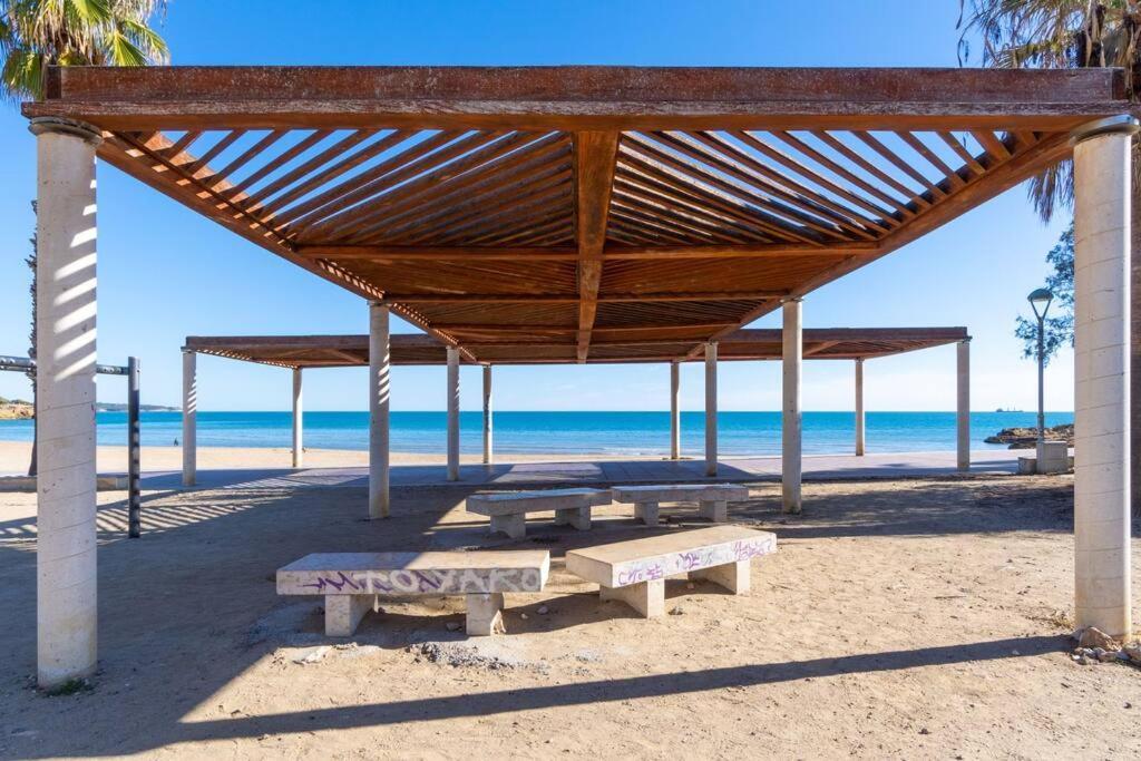 Privilegiado-Tarragona-50Mplaya-Wifi-Pool-Relax8 エクステリア 写真